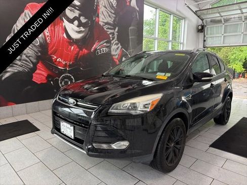 Used 2016 Ford Escape Titanium w/ Canadian Touring Package AWD/4WD image 1