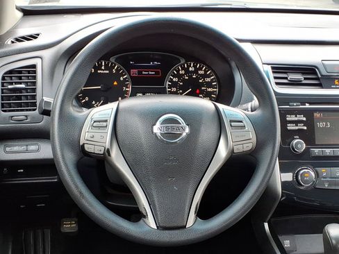 Used 2015 Nissan Altima 2.5 S w/ Power Driver Seat Package FWD image 20