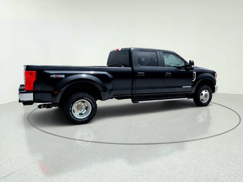 Used 2022 Ford F350 XL w/ STX Appearance Package AWD/4WD image 8