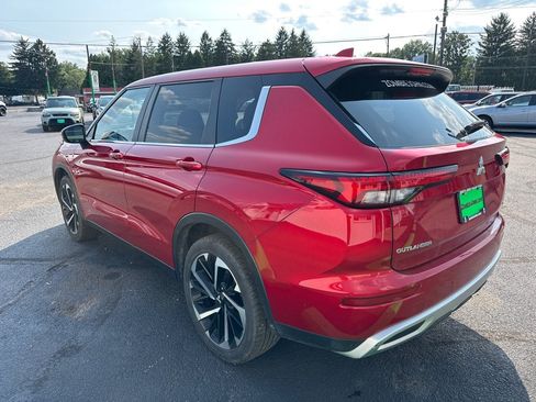 Used 2024 Mitsubishi Outlander SE AWD/4WD image 5