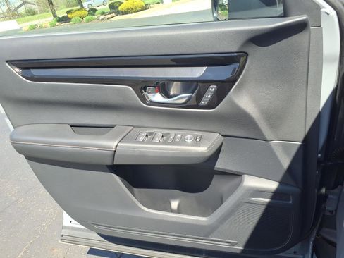 Certified 2025 Honda CR-V Sport Touring image 12