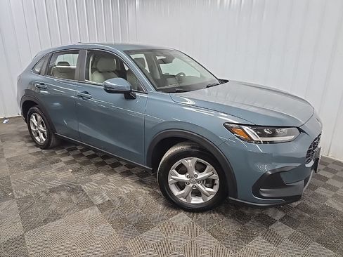 Used 2023 Honda HR-V LX image 7
