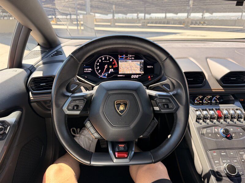 Used 2015 Lamborghini Huracan LP 610-4 AWD/4WD image 46