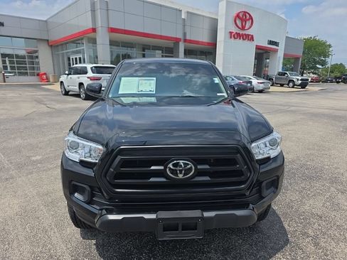 Certified 2022 Toyota Tacoma SR w/ SR Convenience Package RWD image 2