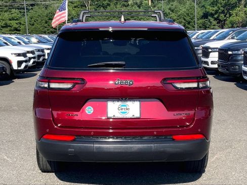 Certified 2023 Jeep Grand Cherokee L Limited w/ Black Appearance Package AWD/4WD image 4