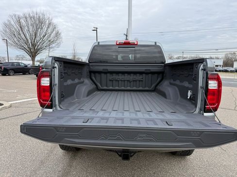 Used 2023 GMC Canyon AT4X image 15