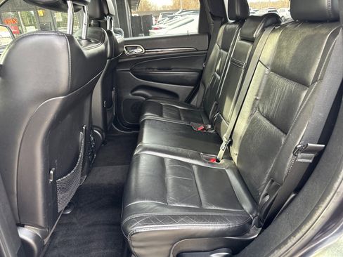 Used 2013 Jeep Grand Cherokee Laredo image 18