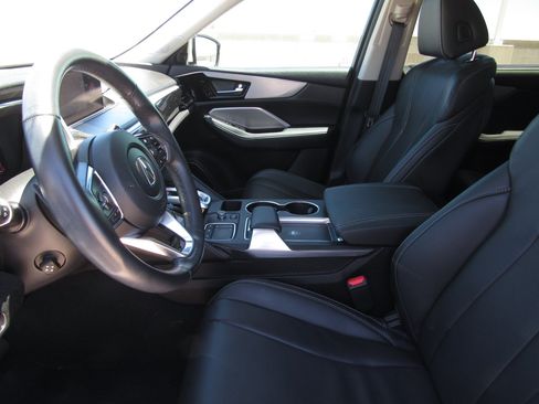 Certified 2023 Acura MDX FWD w/ Technology Package image 16