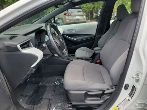 Used 2024 Toyota Corolla SE image 14