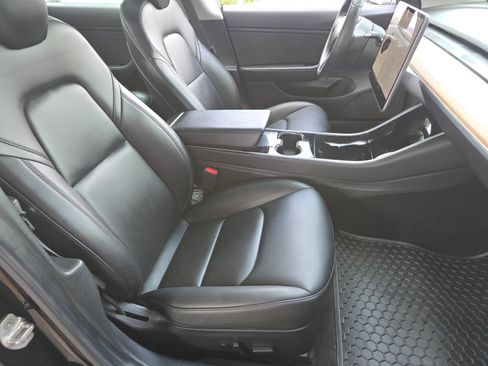 Used 2019 Tesla Model 3 Standard Range Plus RWD image 29
