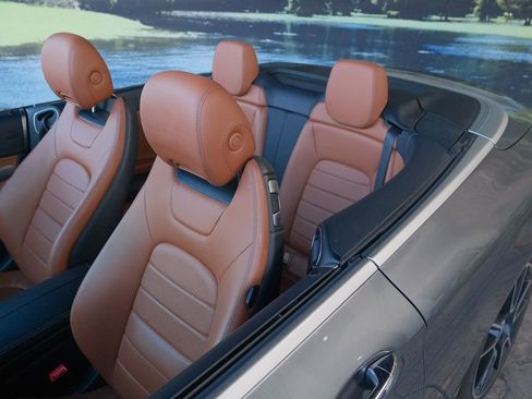 Used 2020 Mercedes-Benz C 300 Cabriolet image 31