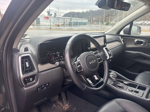 Used 2023 Kia Sorento X-Line EX image 13