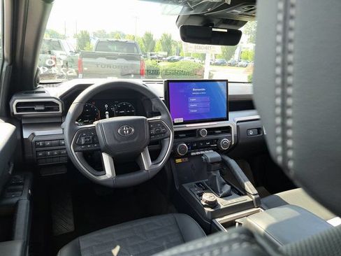 New 2026 Toyota 4Runner TRD Off-Road Premium AWD/4WD image 10