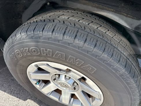 Used 2015 Toyota 4Runner Trail image 5