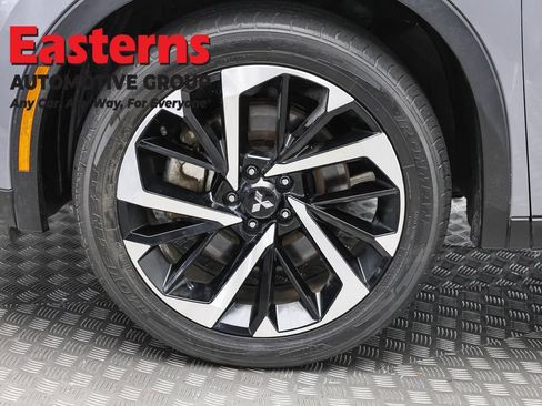 Used 2023 Mitsubishi Outlander SE AWD/4WD image 33