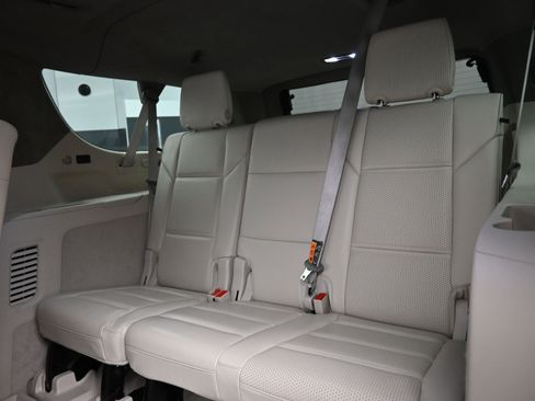 Used 2025 Cadillac Escalade ESV Sport Platinum image 20