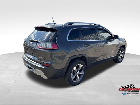 Used 2019 Jeep Cherokee Limited AWD/4WD image 5
