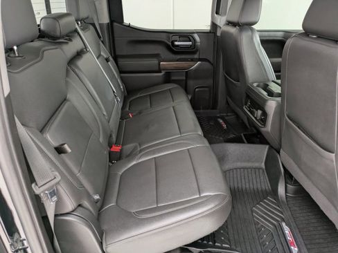 Used 2021 Chevrolet Silverado 1500 LT Trail Boss w/ Convenience Package II image 18