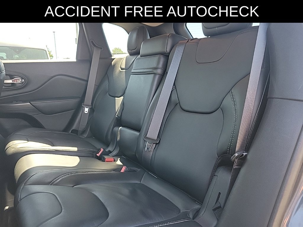 Used 2015 Jeep Cherokee Limited AWD/4WD image 10