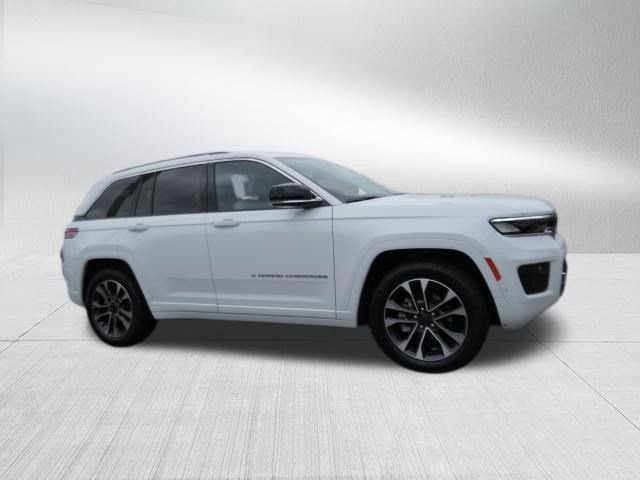 Used 2023 Jeep Grand Cherokee Overland w/ Adv Protech Group III AWD/4WD image 7