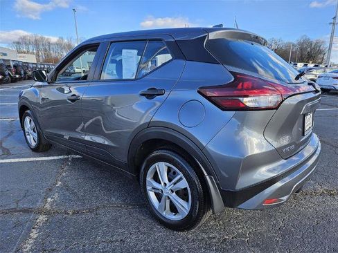 Certified 2025 Nissan Kicks Play S image 5