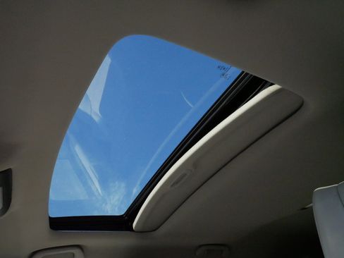 Used 2011 Acura MDX w/ Technology Package image 29