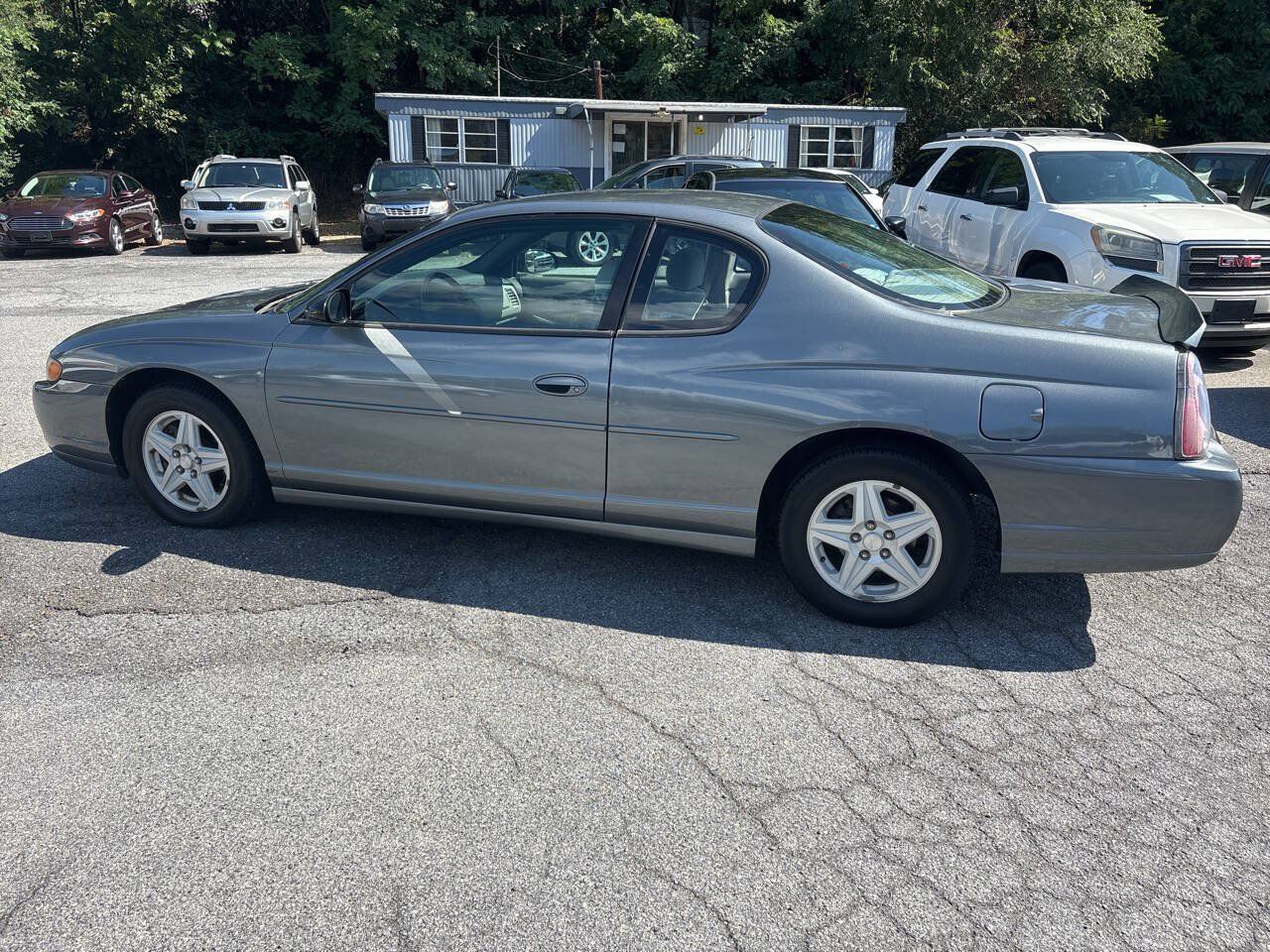 Used 2004 Chevrolet Monte Carlo LS w/ Preferred Equipment Group FWD image 1