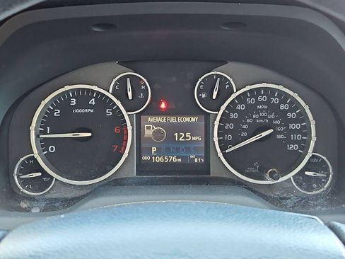 Used 2016 Toyota Tundra SR5 w/ TRD Off Road Package AWD/4WD image 21