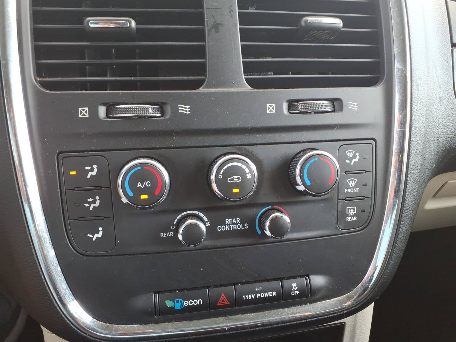 Used 2017 Dodge Grand Caravan SE w/ Power Window Group FWD image 11
