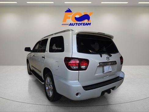 Certified 2019 Toyota Sequoia Platinum AWD/4WD image 3