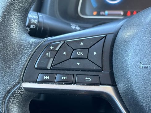 Used 2022 Nissan Leaf S image 22