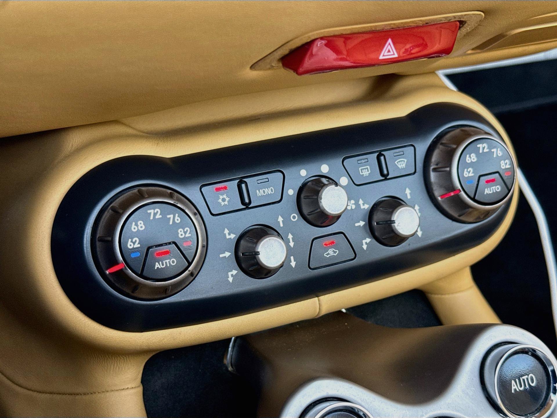 Used 2010 Ferrari California RWD image 16
