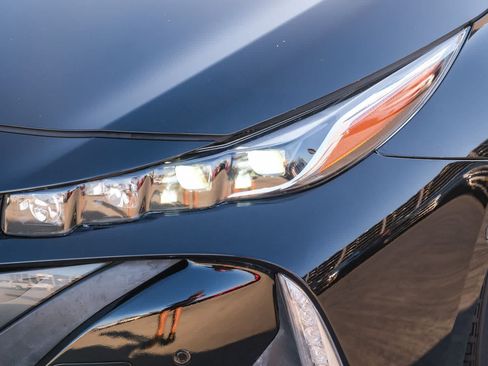 Certified 2020 Toyota Prius Prime Limited w/ Carpet Mat Package FWD image 12