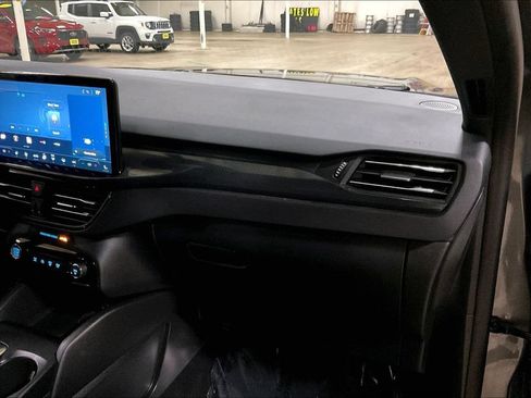 Certified 2025 Ford Escape ST-Line Elite AWD/4WD image 15