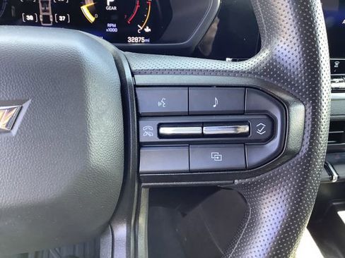 Used 2024 Chevrolet Colorado W/T image 12