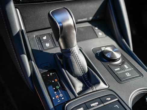 Used 2025 Lexus IS 350 F Sport RWD image 21