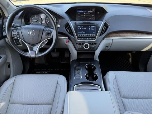 Used 2020 Acura MDX SH-AWD w/ Technology Package image 2