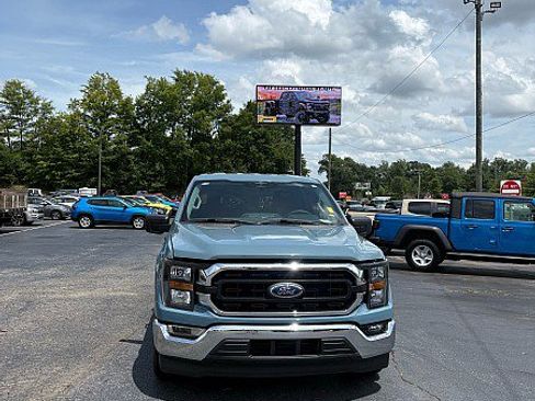 Used 2023 Ford F150 XLT RWD image 3
