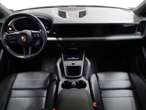 Used 2024 Porsche Cayenne image 24