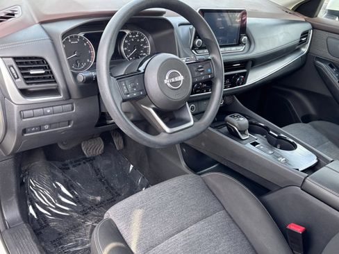 Used 2023 Nissan Rogue SV FWD image 15