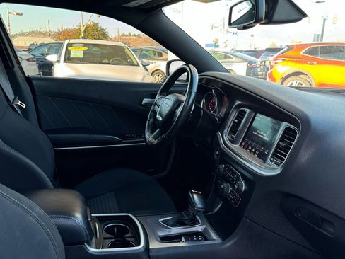 Used 2020 Dodge Charger GT image 30
