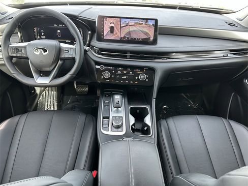 New 2026 INFINITI QX60 Luxe image 18