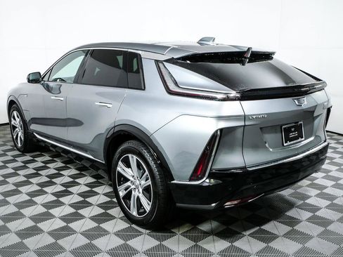 Certified 2024 Cadillac Lyriq Tech RWD image 28