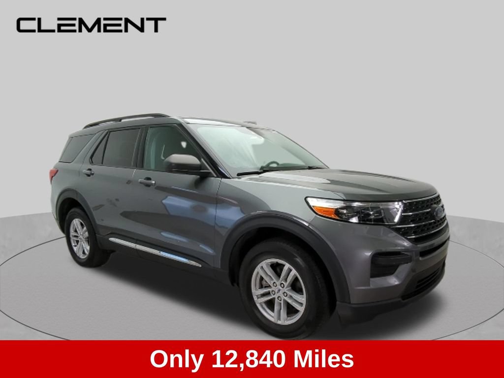 Used 2023 Ford Explorer XLT AWD/4WD image 8