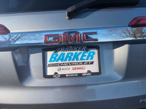 Used 2023 GMC Acadia SLE w/ Driver Convenience Package image 37