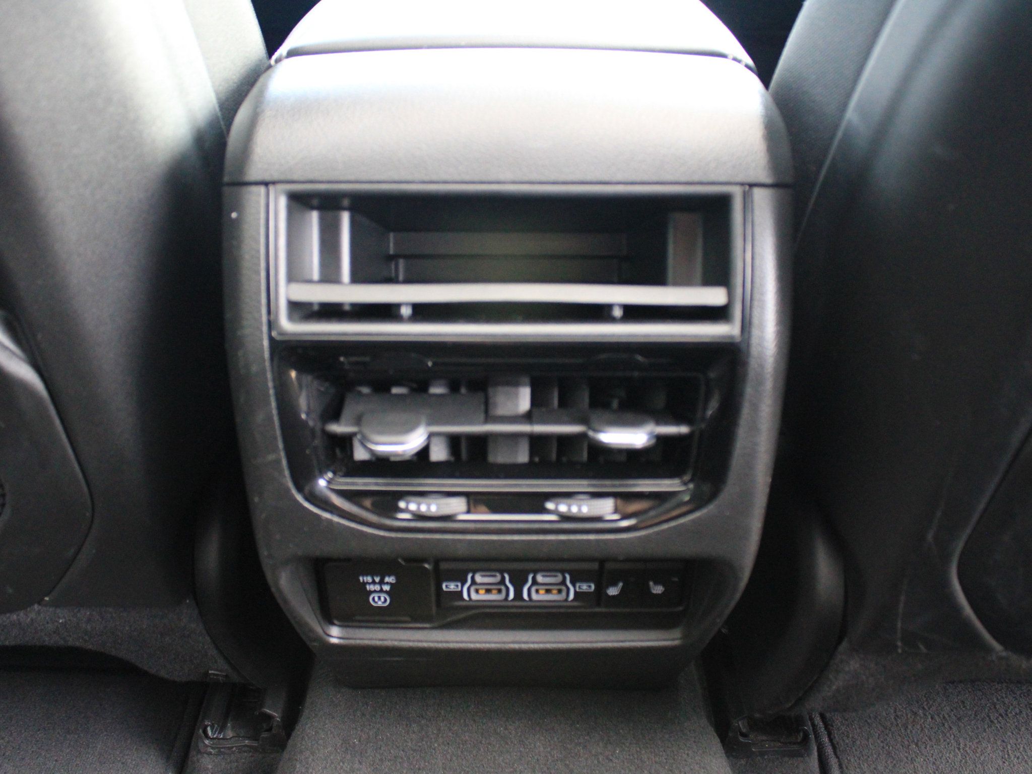 Used 2023 Jeep Grand Cherokee 4WD 4xe image 29