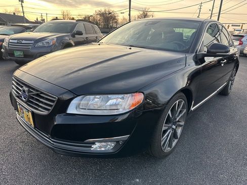 Used 2016 Volvo S80 T5 w/ Inscription Package image 3