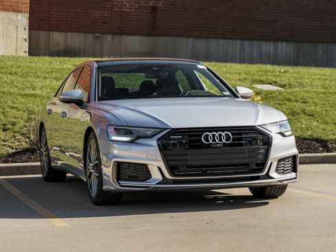 Used 2023 Audi A6 3.0T Premium w/ Convenience Package AWD/4WD image 2