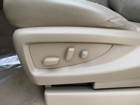Used 2019 GMC Yukon XL SLT w/ Open Road Package RWD image 18