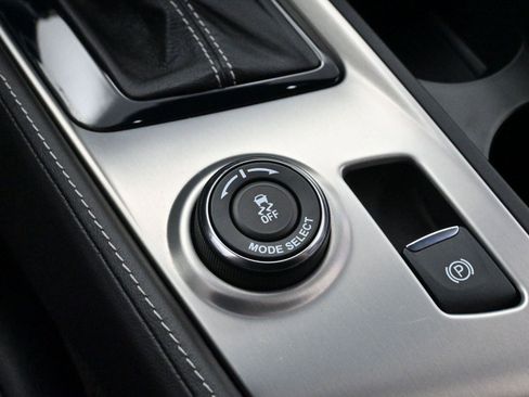 Used 2017 Chevrolet Corvette Grand Sport w/ Z07 Performance Package image 24